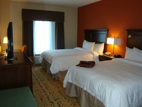 Hampton & - Hotel 3*
